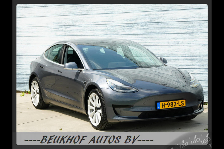 Tesla Model 3 Standard RWD Soh 90% Panorama Autopilot Leer