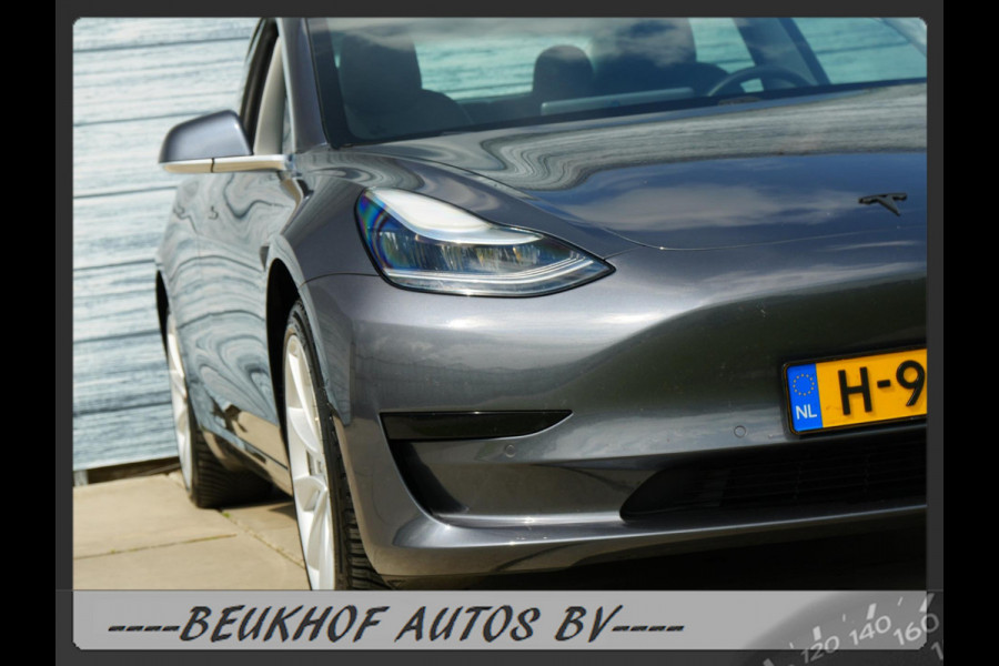 Tesla Model 3 Standard RWD Soh 90% Panorama Autopilot Leer