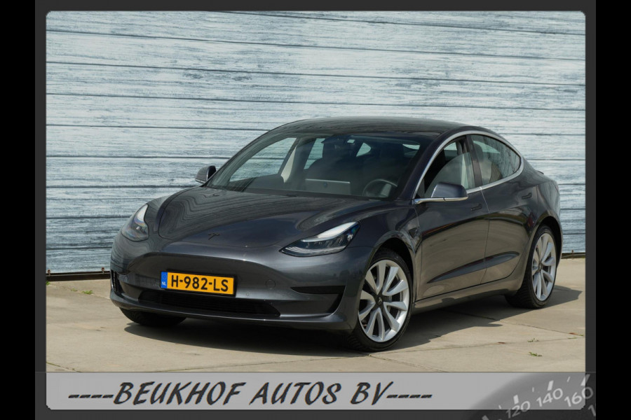 Tesla Model 3 Standard RWD Soh 90% Panorama Autopilot Leer