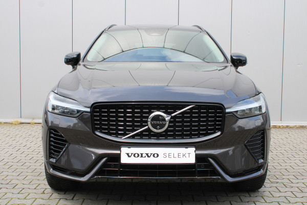 Volvo XC60 T6 Plug-in hybrid AWD Plus Dark | Trekhaak | 360 graden camera | Harman Kardon