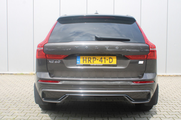 Volvo XC60 T6 Plug-in hybrid AWD Plus Dark | Trekhaak | 360 graden camera | Harman Kardon