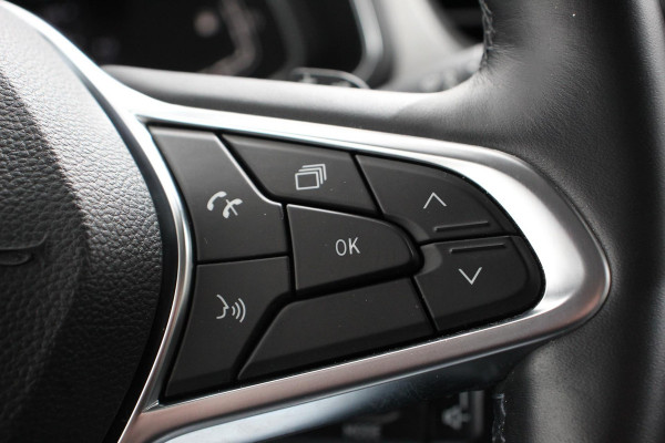 Renault Captur 1.3 TCe 155pk Automaat Intens Renault Captur 1.3 TCe Intens | Navigatie | Climate control | Lane Assist | Keyless Go | Camera | Stoel/Stuurverwarming | LED | Lichtmetalen Velgen |