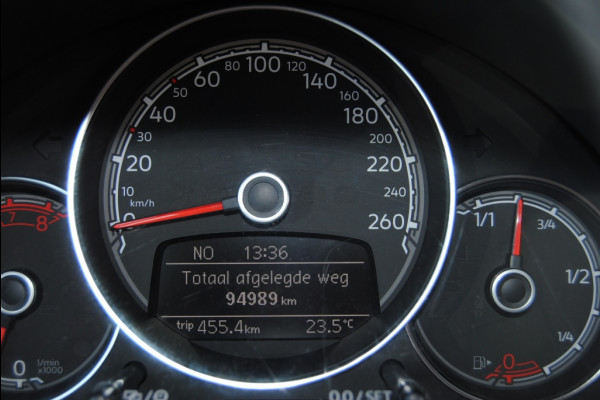 Volkswagen Beetle 1.2 TSI Exclusive S. Unieke kleur!