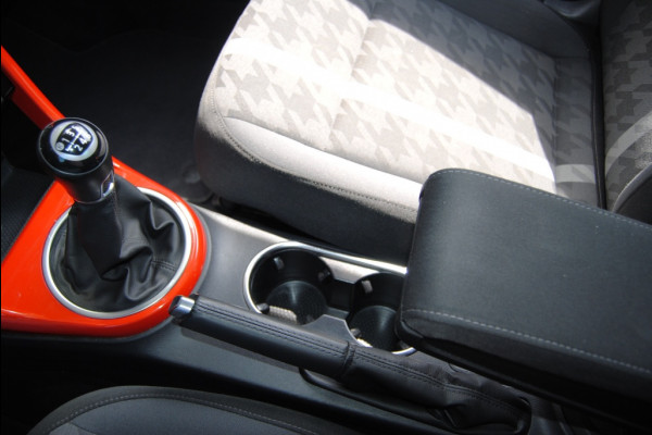 Volkswagen Beetle 1.2 TSI Exclusive S. Unieke kleur!