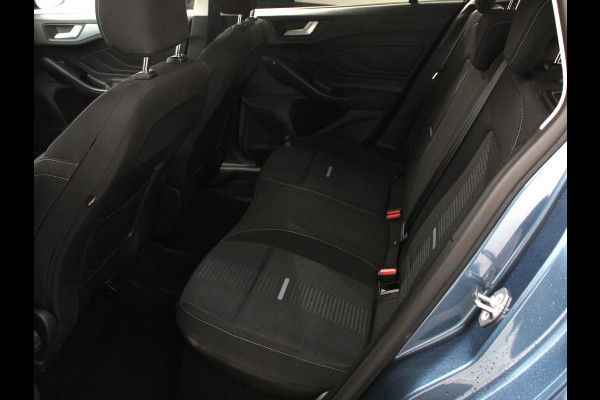 Ford FOCUS Wagon 1.0 EcoBoost 155pk Hybrid Active X | Navigatie Climate Control Camera Parkeer sensoren B&O Dab Led Lichtmetalen velgen