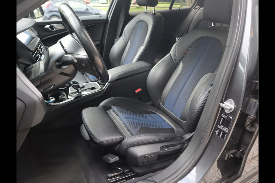 BMW 1-serie 118i High Executive / M-Sport / Automaat