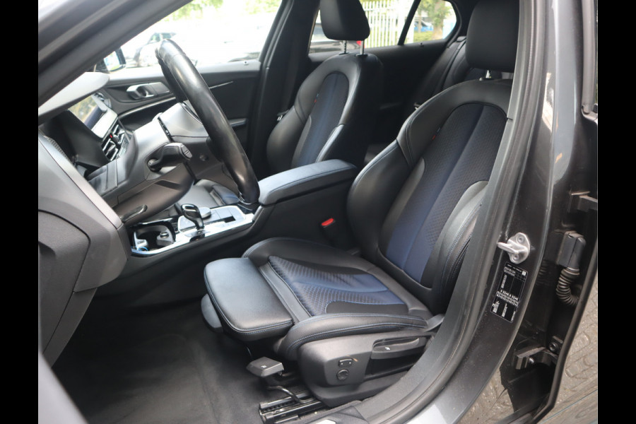 BMW 1-serie 118i High Executive / M-Sport / Automaat