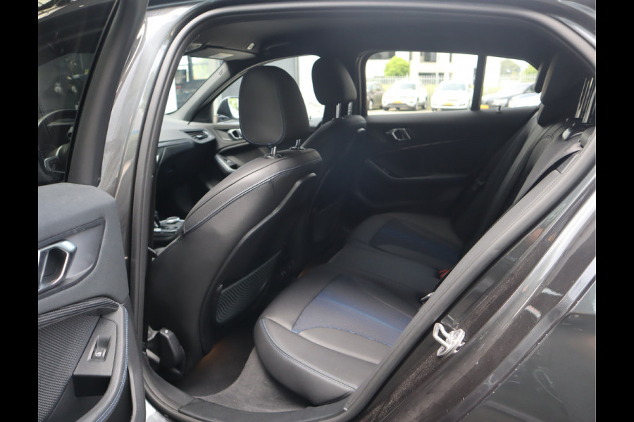 BMW 1-serie 118i High Executive / M-Sport / Automaat