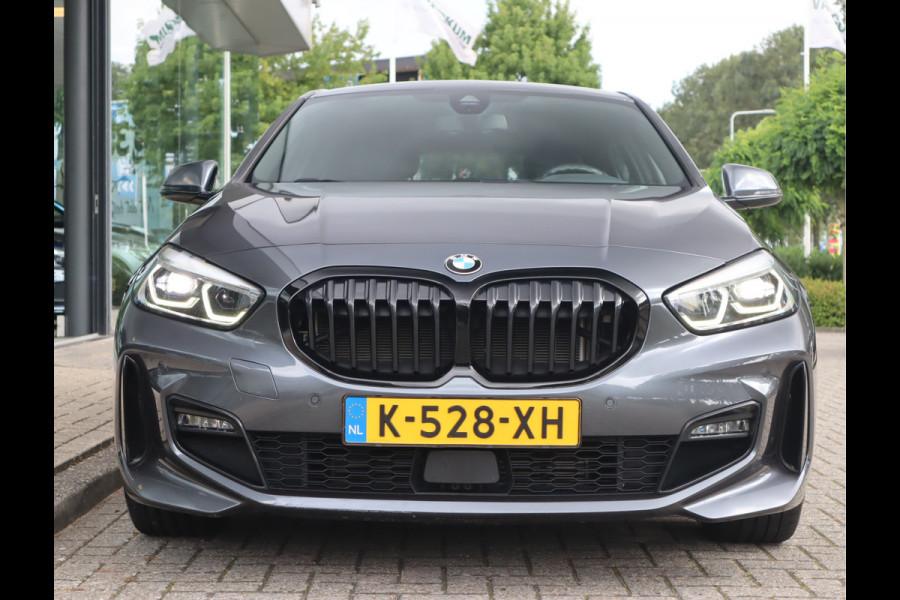 BMW 1-serie 118i High Executive / M-Sport / Automaat