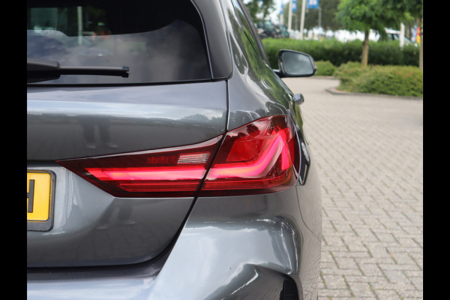 BMW 1-serie 118i High Executive / M-Sport / Automaat