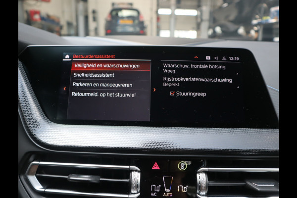 BMW 1-serie 118i High Executive / M-Sport / Automaat