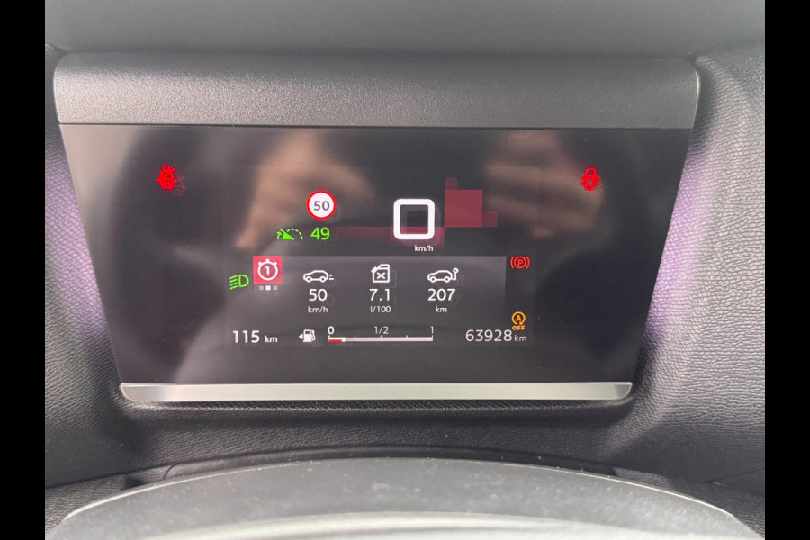 Citroën C4 1.2 Puretech Feel AFNEEMBARE TREKHAAK / CAMERA / NAVI / CARPLAY / PDC / CRUISE CONTROL / BLUETOOTH / DAB