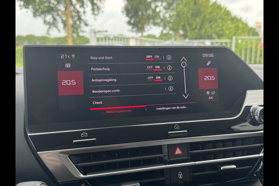 Citroën C4 1.2 Puretech Feel AFNEEMBARE TREKHAAK / CAMERA / NAVI / CARPLAY / PDC / CRUISE CONTROL / BLUETOOTH / DAB
