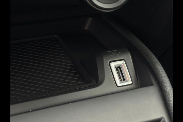 Citroën C4 1.2 Puretech Feel AFNEEMBARE TREKHAAK / CAMERA / NAVI / CARPLAY / PDC / CRUISE CONTROL / BLUETOOTH / DAB