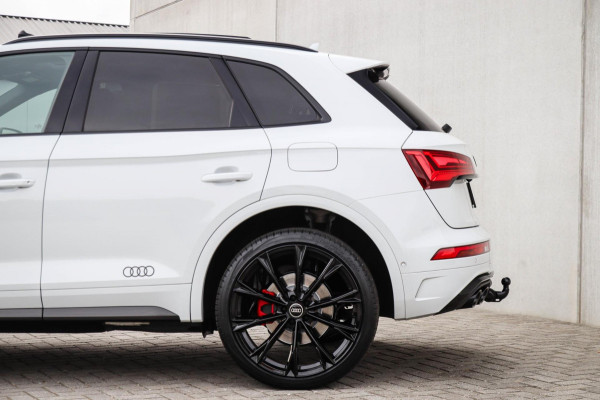 Audi Q5 50TFSI e Quattro Competition Pro Line S S-Line 299pk Automaat! 1e|Panoramadak|Virtual Cockpit|LED Matrix|360 Camera|Black