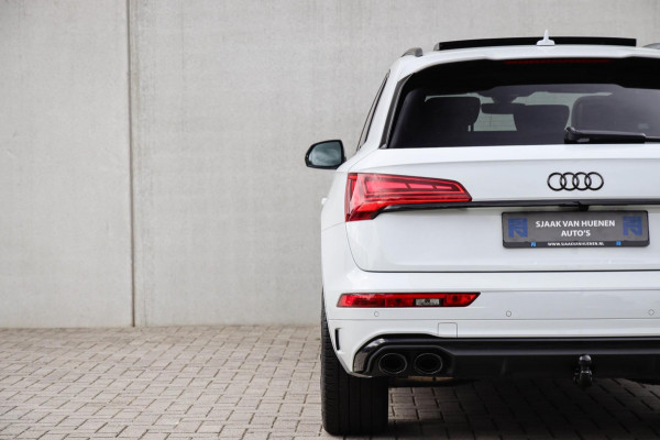 Audi Q5 50TFSI e Quattro Competition Pro Line S S-Line 299pk Automaat! 1e|Panoramadak|Virtual Cockpit|LED Matrix|360 Camera|Black