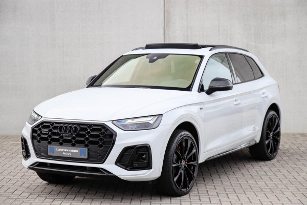 Audi Q5 50TFSI e Quattro Competition Pro Line S S-Line 299pk Automaat! 1e|Panoramadak|Virtual Cockpit|LED Matrix|360 Camera|Black
