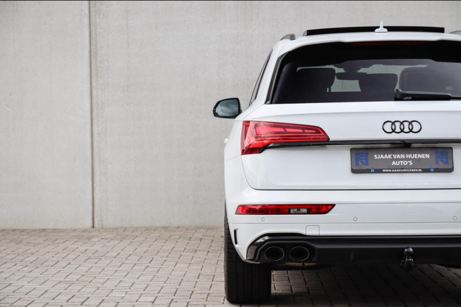 Audi Q5 50TFSI e Quattro Competition Pro Line S S-Line 299pk Automaat! 1e|Panoramadak|Virtual Cockpit|LED Matrix|360 Camera|Black