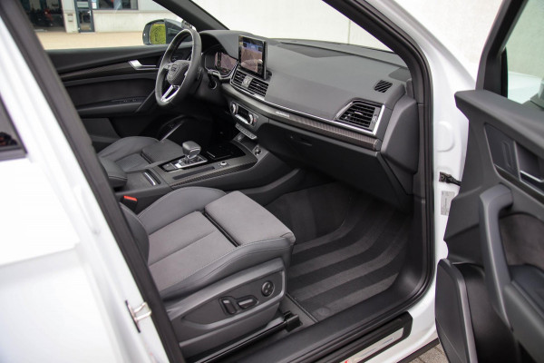 Audi Q5 50TFSI e Quattro Competition Pro Line S S-Line 299pk Automaat! 1e|Panoramadak|Virtual Cockpit|LED Matrix|360 Camera|Black