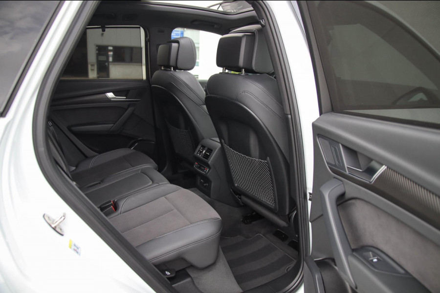 Audi Q5 50TFSI e Quattro Competition Pro Line S S-Line 299pk Automaat! 1e|Panoramadak|Virtual Cockpit|LED Matrix|360 Camera|Black