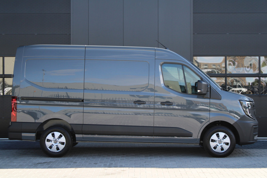 Renault Master T35 2.0 dCi 170pk L2H2 Extra - 2x Schuifdeur - Navigatie - Blind Spot - Camera - Stoelverwarming - Verwarmde voorruit - Rijklaar
