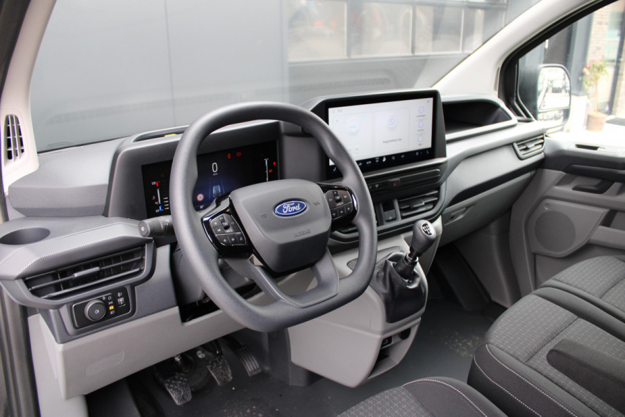 Ford Transit Custom 320 2.0 TDCI L2H1 Trend 136pk - Carplay - Android - LED koplampen - Verwarmd stuurwiel - Stoelverwarming - 70l tank - Rijklaar