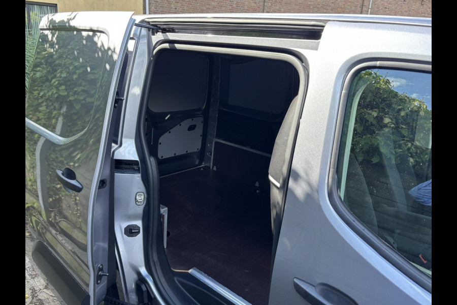 Opel Combo Electric 136 L1 50kWh 0% rente | 8 jaar garantie | Multimedia Pakket | Stoelen Pakket | Laadruimte Pakket