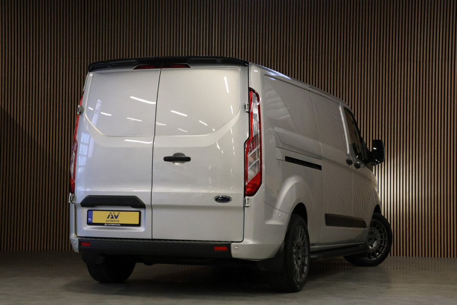 Ford Transit Custom 320 2.0 TDCI L2H1 Raptor Edition | Bi-Xenon | CarPlay | Navigatie | Camera | Stoelverwarming | Dodehoek detector | Lane Assist | DAB | 3-Zitter | Dealer onderhouden | Nieuwe APK
