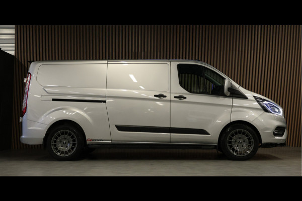 Ford Transit Custom 320 2.0 TDCI L2H1 Raptor Edition | Bi-Xenon | CarPlay | Navigatie | Camera | Stoelverwarming | Dodehoek detector | Lane Assist | DAB | 3-Zitter | Dealer onderhouden | Nieuwe APK