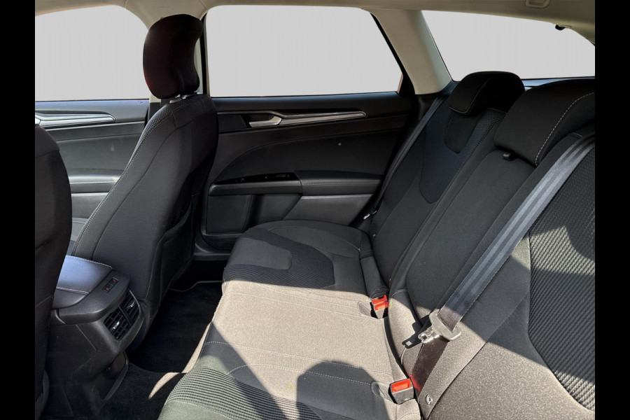 Ford Mondeo Wagon 2.0 IVCT HEV Titanium