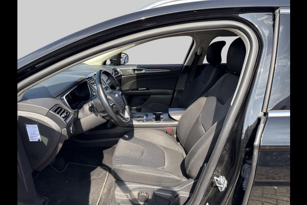 Ford Mondeo Wagon 2.0 IVCT HEV Titanium