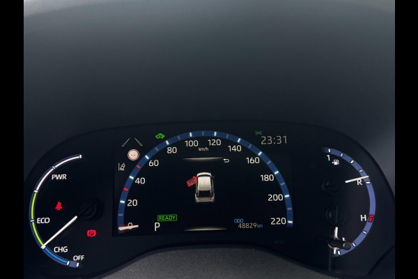 Toyota Yaris Cross 1.5 Hybrid Style TREKHAAK / PANORAMADAK / STOELVERWARMING / HEAD-UP / CARPLAY / ECC/ELEKTR KLEP / VERW RUIT