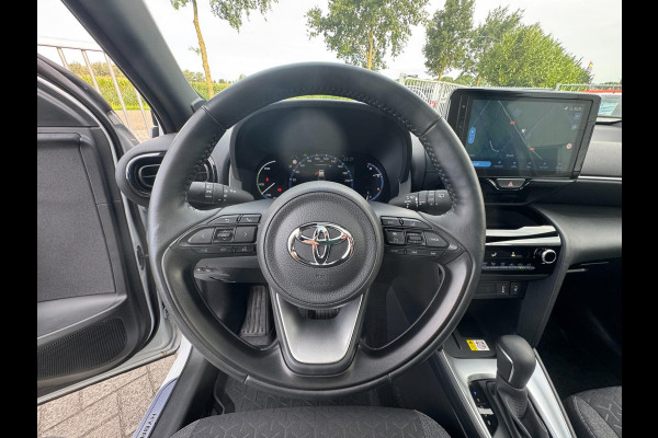 Toyota Yaris Cross 1.5 Hybrid Style TREKHAAK / PANORAMADAK / STOELVERWARMING / HEAD-UP / CARPLAY / ECC/ELEKTR KLEP / VERW RUIT
