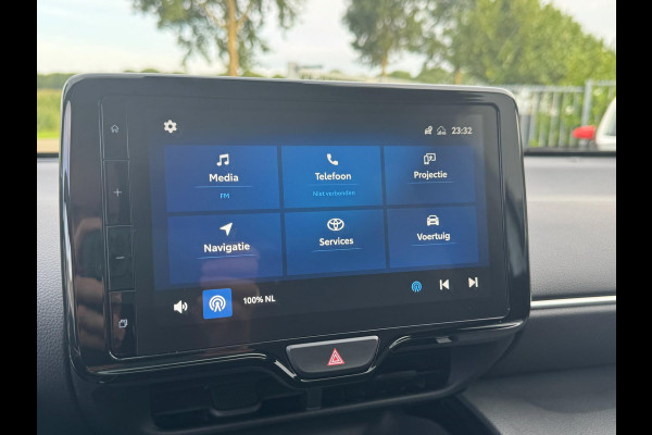 Toyota Yaris Cross 1.5 Hybrid Style TREKHAAK / PANORAMADAK / STOELVERWARMING / HEAD-UP / CARPLAY / ECC/ELEKTR KLEP / VERW RUIT