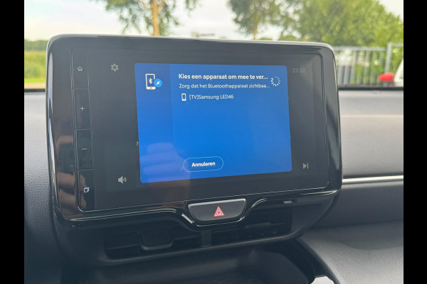 Toyota Yaris Cross 1.5 Hybrid Style TREKHAAK / PANORAMADAK / STOELVERWARMING / HEAD-UP / CARPLAY / ECC/ELEKTR KLEP / VERW RUIT