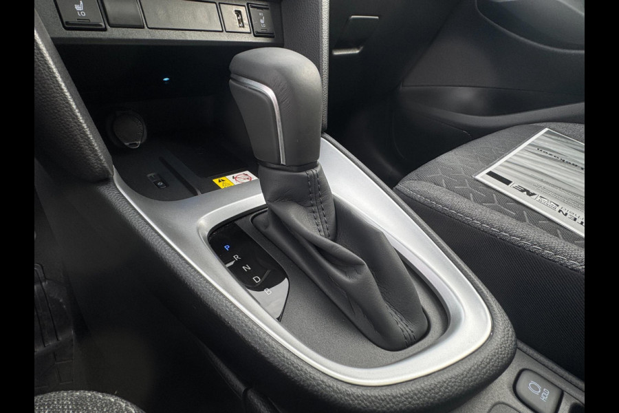 Toyota Yaris Cross 1.5 Hybrid Style TREKHAAK / PANORAMADAK / STOELVERWARMING / HEAD-UP / CARPLAY / ECC/ELEKTR KLEP / VERW RUIT