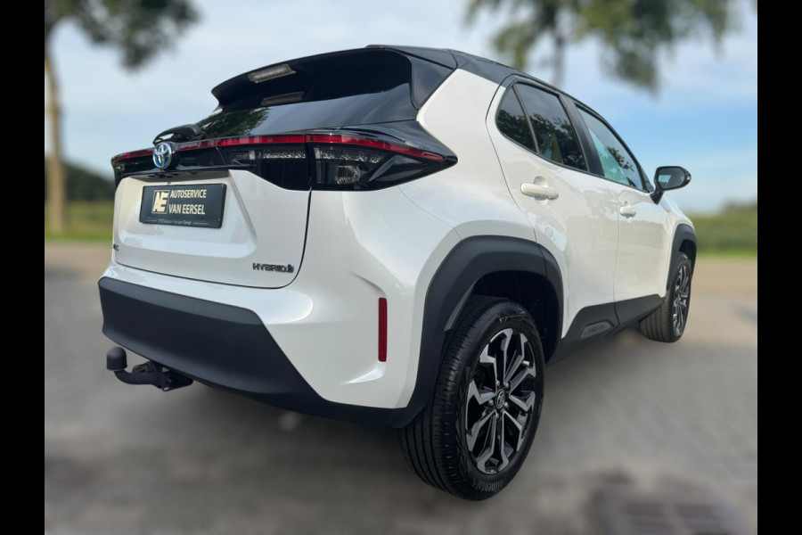 Toyota Yaris Cross 1.5 Hybrid Style TREKHAAK / PANORAMADAK / STOELVERWARMING / HEAD-UP / CARPLAY / ECC/ELEKTR KLEP / VERW RUIT