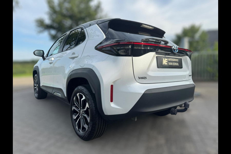 Toyota Yaris Cross 1.5 Hybrid Style TREKHAAK / PANORAMADAK / STOELVERWARMING / HEAD-UP / CARPLAY / ECC/ELEKTR KLEP / VERW RUIT