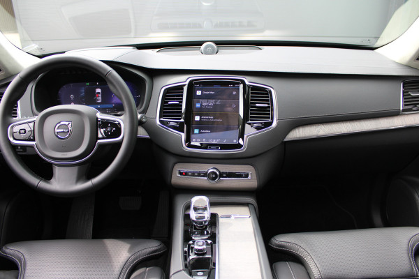 Volvo XC90 2.0 T8 Recharge AWD Ultra Dark | Luchtvering | B&W | Trekhaak | Panoramadak | Massage | Full Options