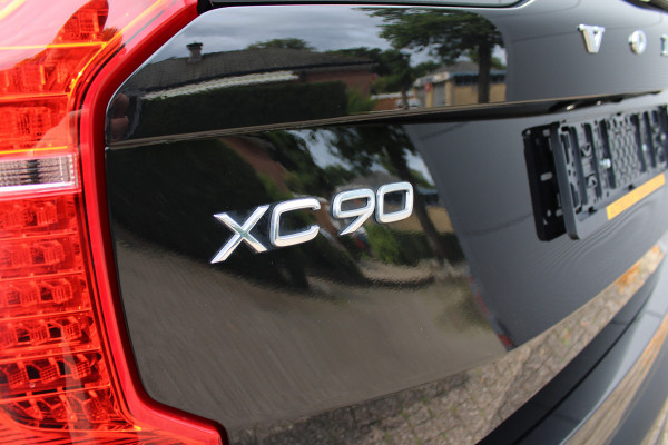 Volvo XC90 2.0 T8 Recharge AWD Ultra Dark | Luchtvering | B&W | Trekhaak | Panoramadak | Massage | Full Options