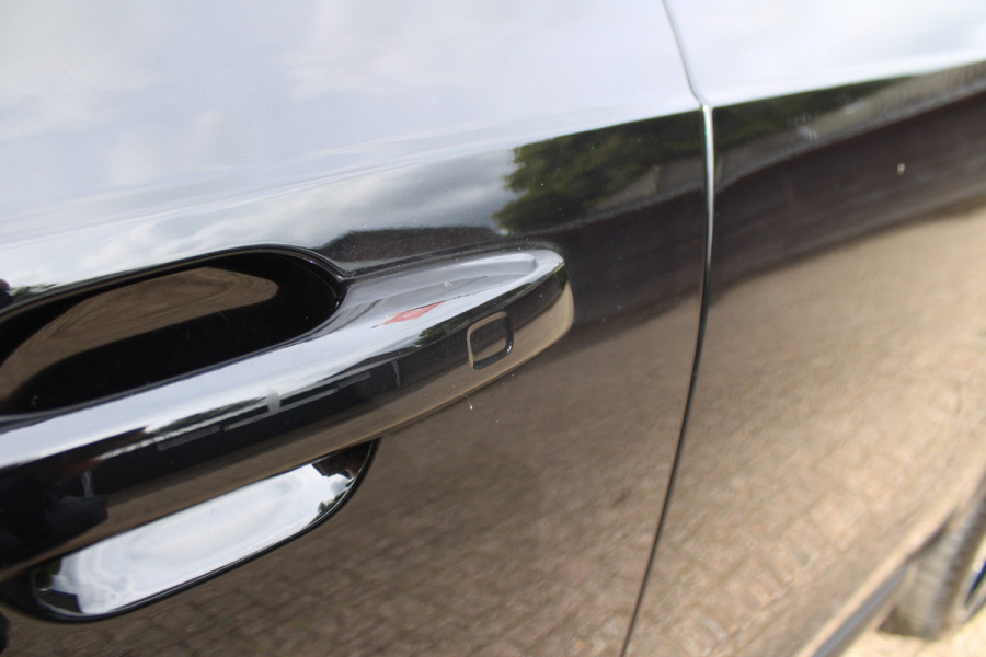 Volvo XC90 2.0 T8 Recharge AWD Ultra Dark | Luchtvering | B&W | Trekhaak | Panoramadak | Massage | Full Options