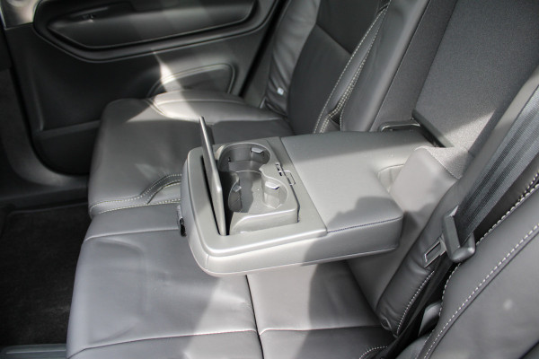 Volvo XC90 2.0 T8 Recharge AWD Ultra Dark | Luchtvering | B&W | Trekhaak | Panoramadak | Massage | Full Options
