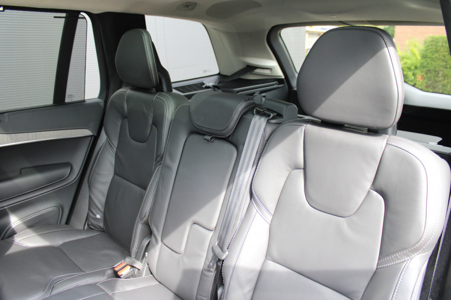 Volvo XC90 2.0 T8 Recharge AWD Ultra Dark | Luchtvering | B&W | Trekhaak | Panoramadak | Massage | Full Options