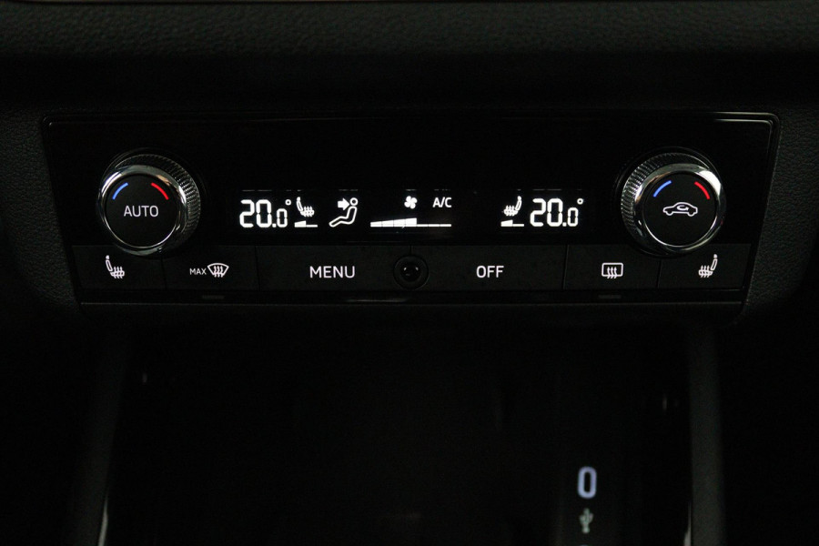 Škoda Kamiq 1.0 TSI Business Edition Automaat (GROOT-NAVIGATIE, STOELVERWARMING, CLIMA, DIGITALE COCKPIT, CARPLAY, 1e EIGENAAR)