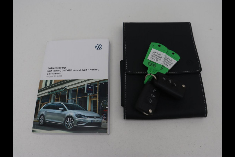 Volkswagen Golf 1.0 TSI Comfortline | Trekhaak | Carplay | Adaptive cruise | Navigatie | Climate control | Parkeerhulp | DAB | Regen-/lichtsensor
