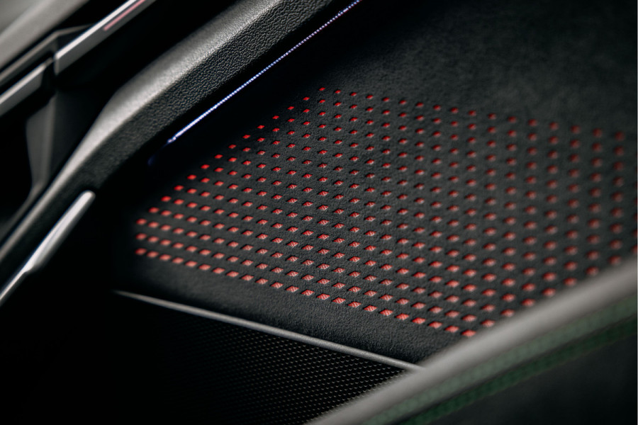 Audi RS3 Sportback 2.5 TFSI RS 3 quattro Vol uitgevoerde RS3 Hulk stiksels, Carbon vleugel etc etc z.g.a.n