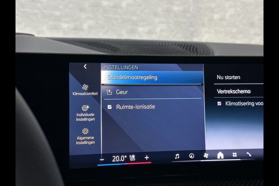BMW X5 50e M-Perf. Seats | Achterasbesturing | Sky-Lounge Pano | M-Sport Pro | 360 Camera | ACC | Soft-Close | Carbon | Massage | Venti Leder-Individual | Head-Up | 4-Zone Clima | 22 inch | 2x Memory | Trekhaak | Harman-Kardon | Beker-Clima | Stoelverwarming V+A | Stuurverwarming | M-Gordels | Parfumering | Glaspook | ISO-Glas | Zonwering |