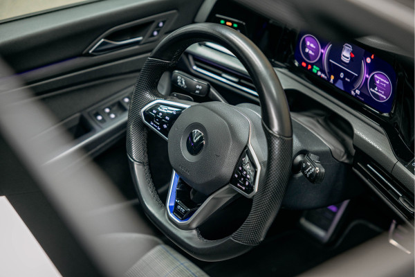 Volkswagen Golf 1.4 eHybrid GTE Vol uitgevoerde GTE!!! Nardo, Panodak, Uitlaatsysteem, dakspoiler, 19inch black