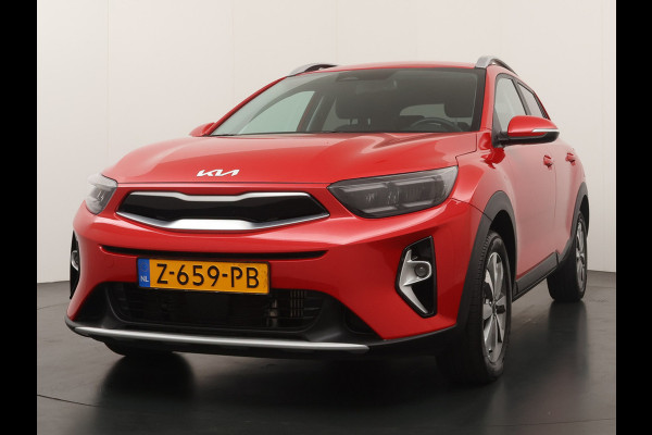 Kia Stonic 1.0 T-GDi MHEV DynamicPlusLine Airco - Apple Carplay/Android Auto - Cruise Control Adaptief - Led Koplampen - Navigatie - Voorstoelen verwarmd Fabrieksgarantie tot 05-2031