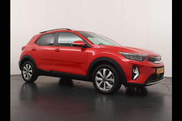 Kia Stonic 1.0 T-GDi MHEV DynamicPlusLine Airco - Apple Carplay/Android Auto - Cruise Control Adaptief - Led Koplampen - Navigatie - Voorstoelen verwarmd Fabrieksgarantie tot 05-2031